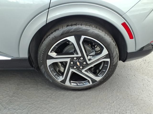 New 2026 Chevrolet Equinox EV LT w/ Convenience Package II FWD image 5