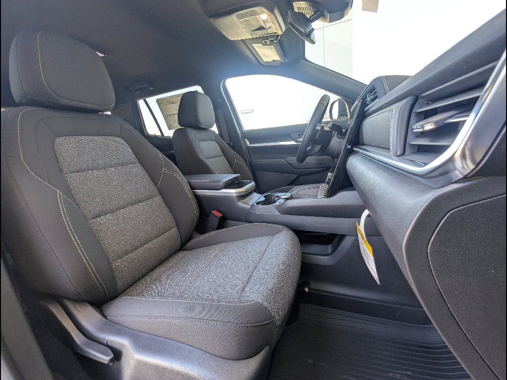 New 2026 GMC Terrain Elevation w/ Black Edition AWD/4WD image 13