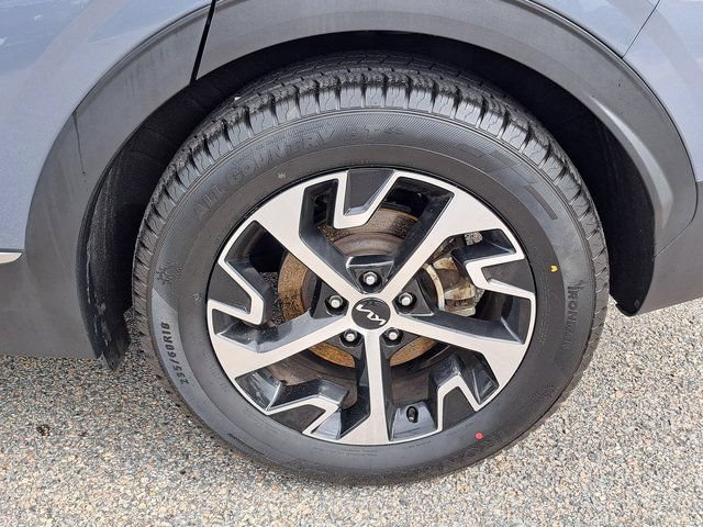 Used 2025 Kia Sportage EX FWD image 33