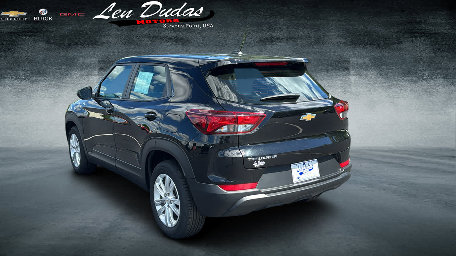 Certified 2023 Chevrolet TrailBlazer LS FWD image 3
