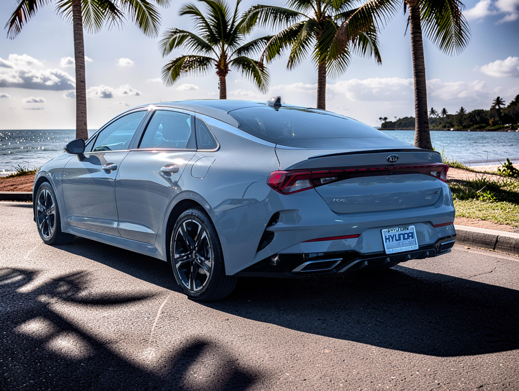 Used 2021 Kia K5 GT-Line w/ GT-Line FWD Premium Package image 8