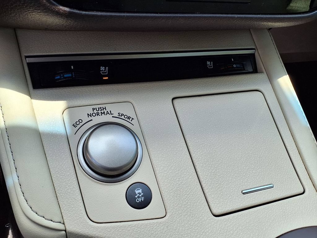 Used 2017 Lexus ES 350 w/ Premium Package FWD image 30