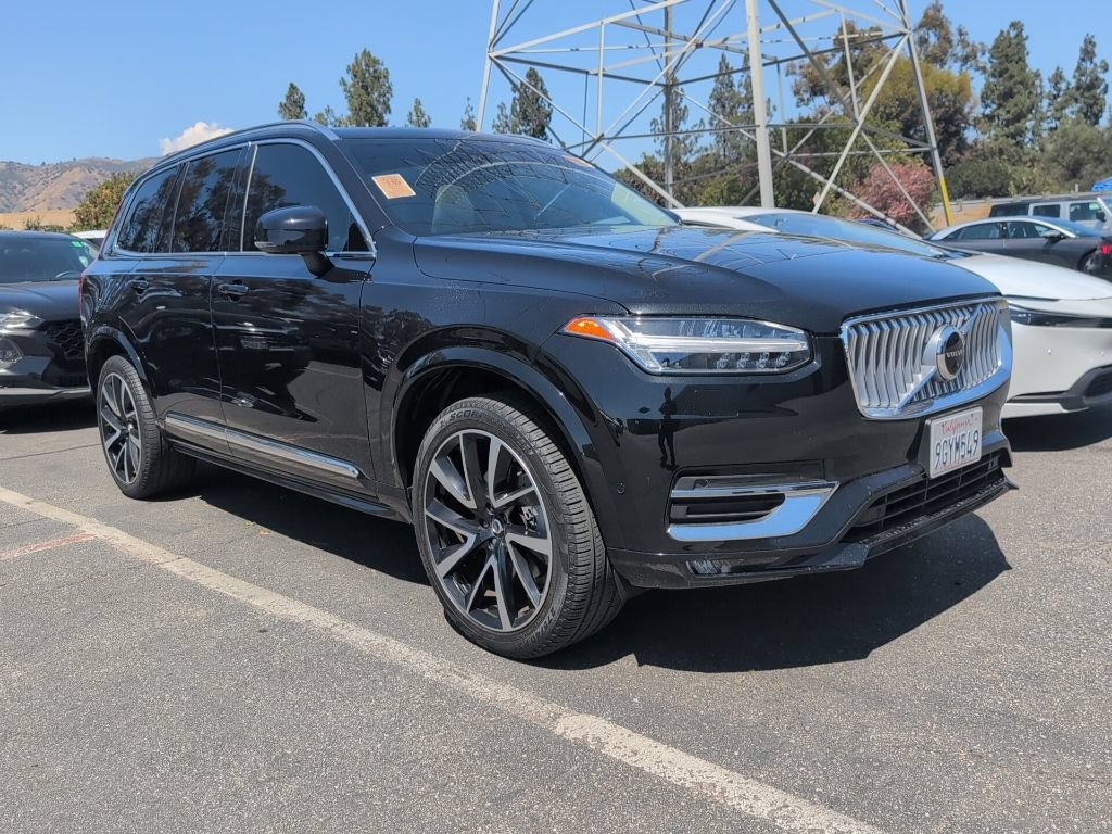 Used 2023 Volvo XC90 B6 Plus w/ Protection Package Premier AWD/4WD image 1