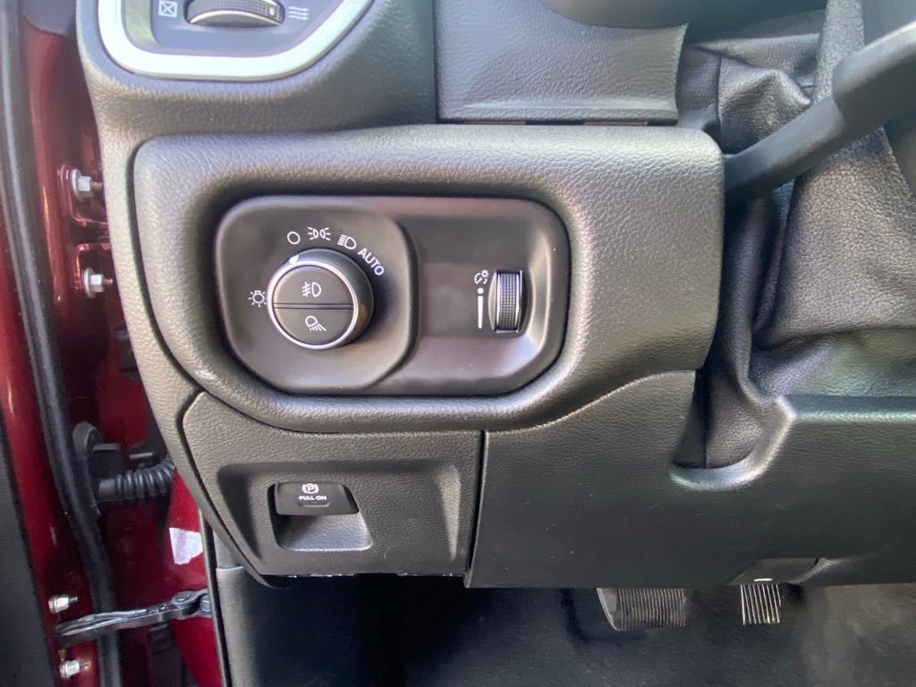 Used 2020 RAM 1500 Big Horn image 12