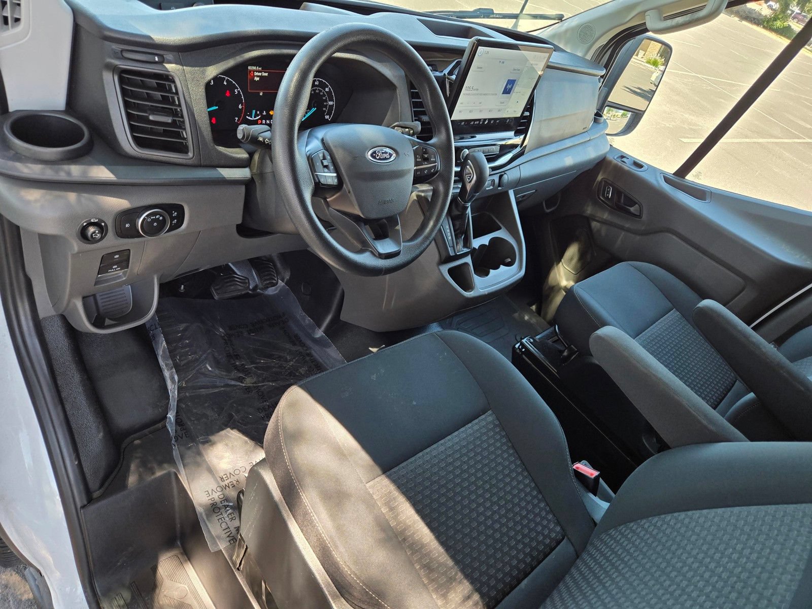 Used 2023 Ford Transit 350 XLT RWD image 17