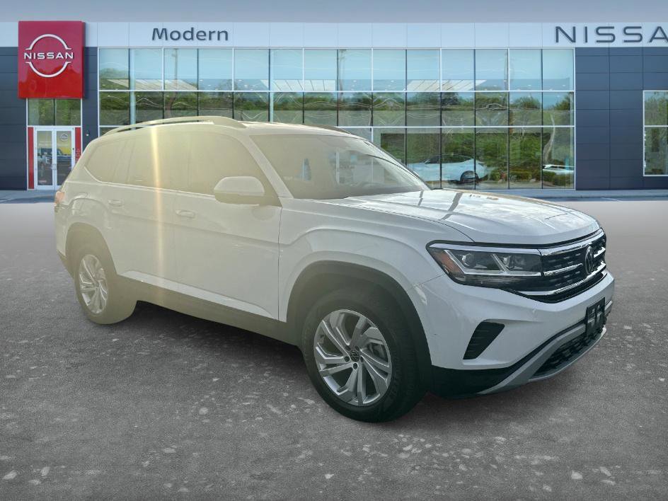 Used 2023 Volkswagen Atlas SE image 3