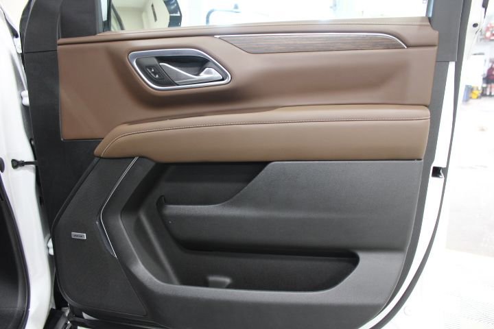 Used 2023 Chevrolet Suburban High Country image 26