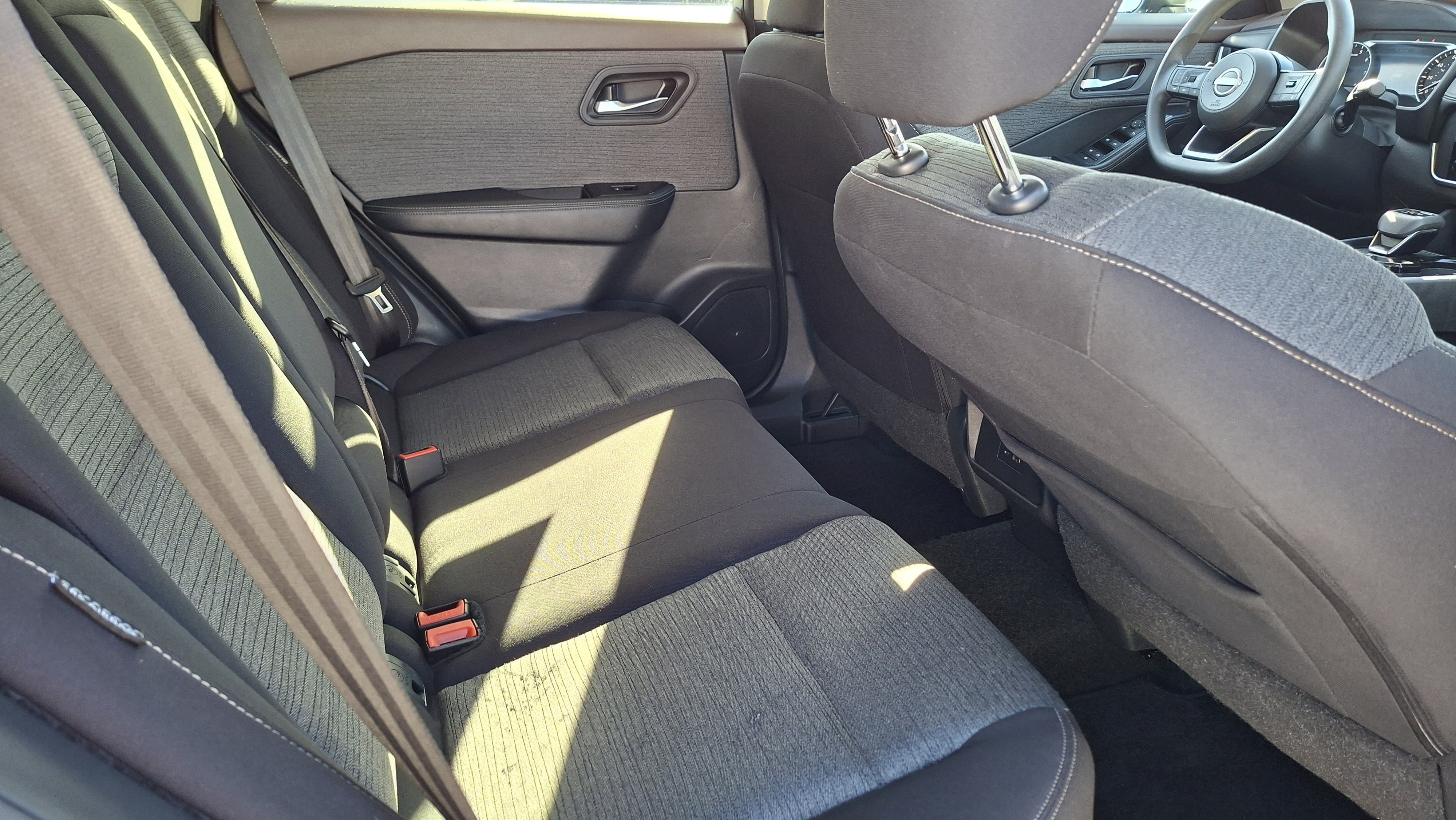 Certified 2023 Nissan Rogue SV image 21