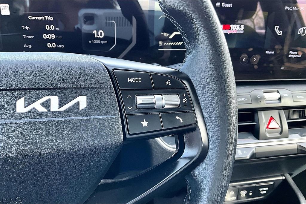 Used 2025 Kia K4 EX image 20