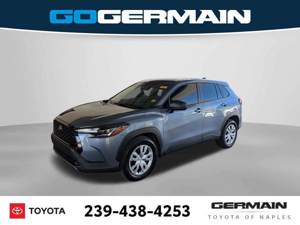 Used 2024 Toyota Corolla Cross L image 1