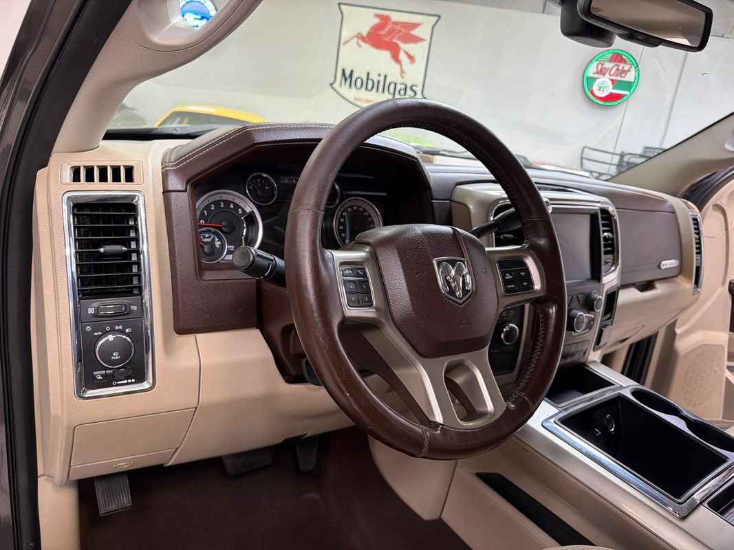 Used 2015 RAM 3500 Laramie AWD/4WD image 27