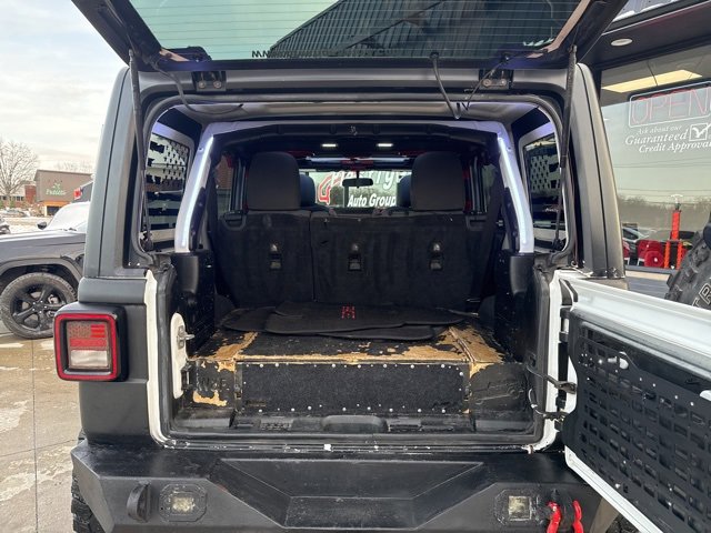 Used 2018 Jeep Wrangler Unlimited Sport S image 46