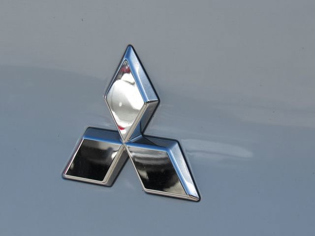 Used 2024 Mitsubishi Outlander SE AWD/4WD image 14