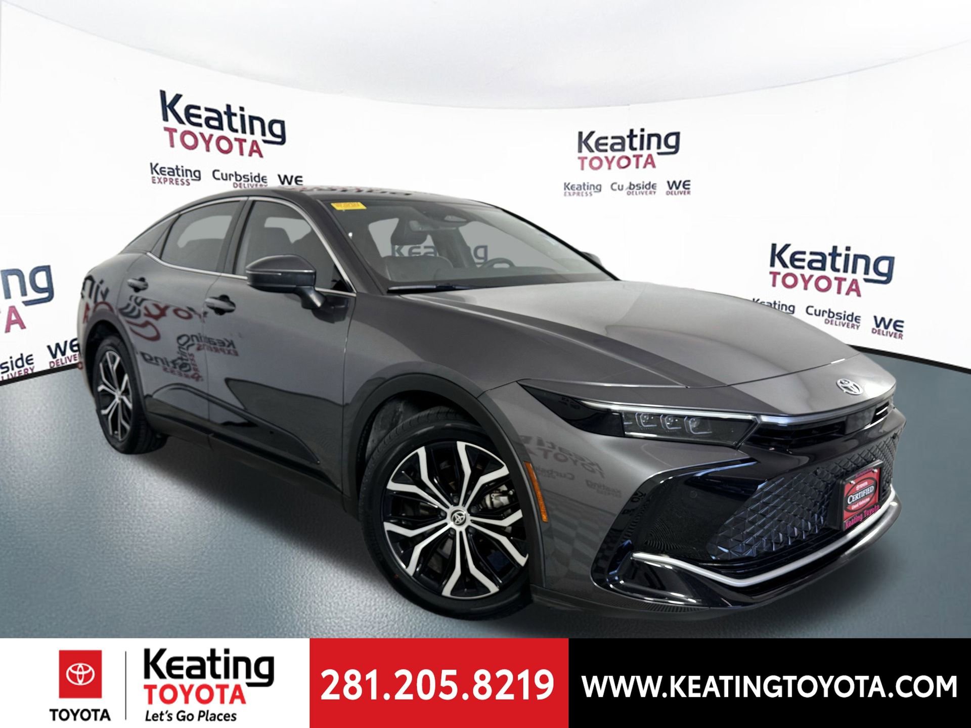 Certified 2023 Toyota Crown Limited image 2