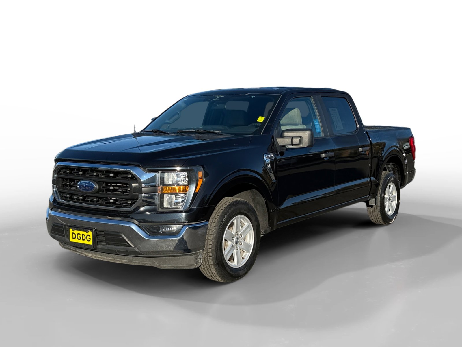 Used 2023 Ford F150 XLT image 1