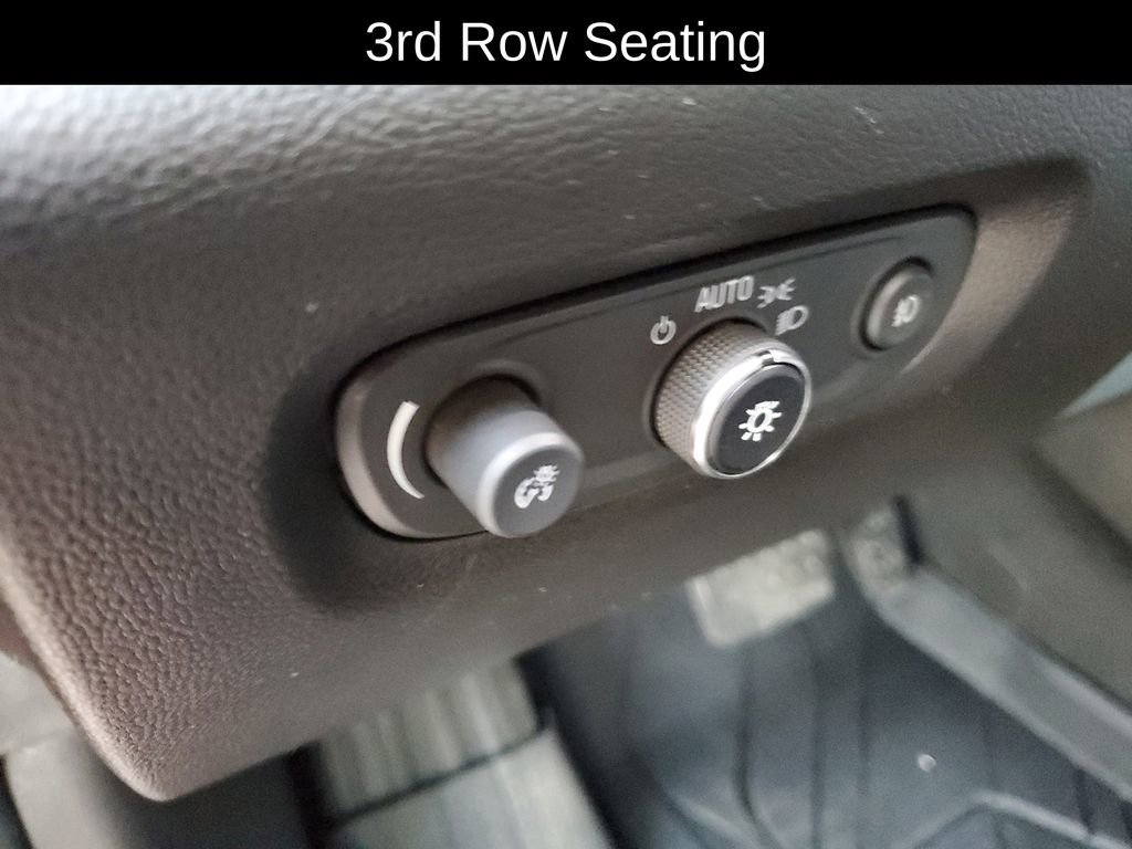 Used 2020 Chevrolet Traverse LT image 10