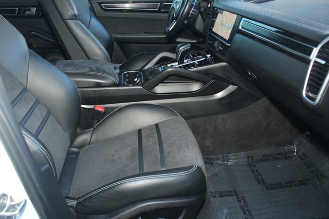 Certified 2023 Porsche Cayenne GTS image 26