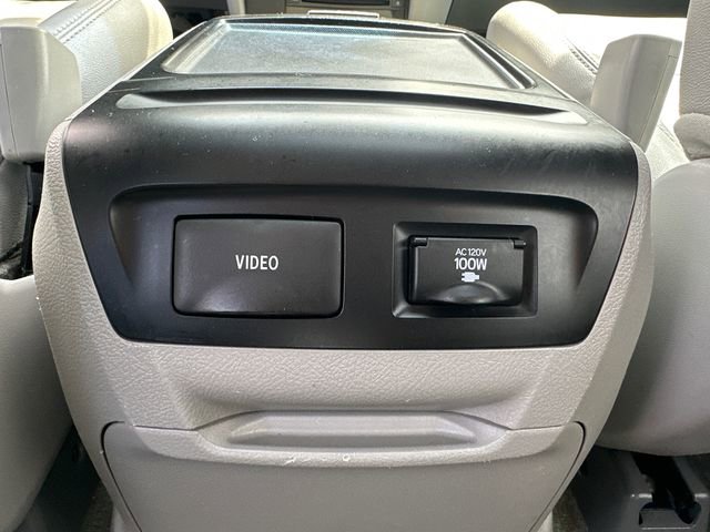 Used 2017 Toyota Sienna XLE Premium image 22