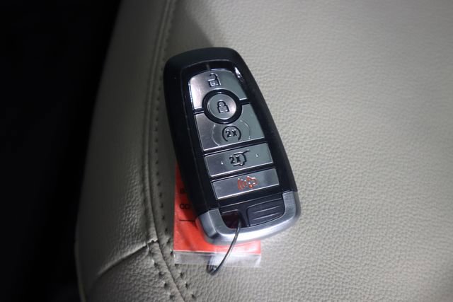 Used 2022 Ford Explorer Limited AWD/4WD image 46