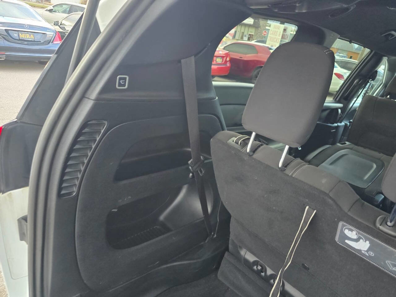 Used 2020 Chrysler Pacifica Touring w/ Advanced Safetytec Group FWD image 42