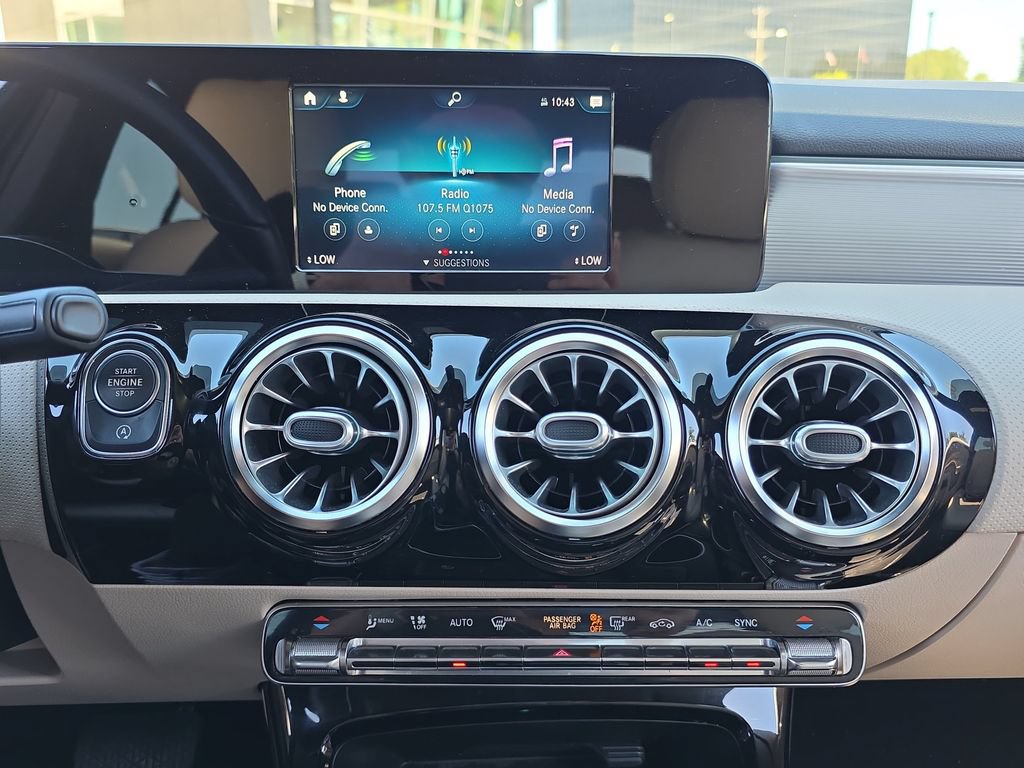 Certified 2020 Mercedes-Benz A 220 image 24