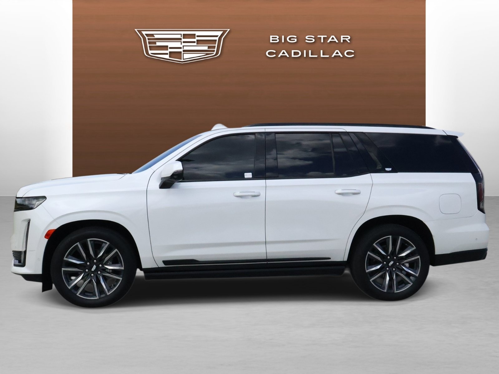 Used 2024 Cadillac Escalade Sport Platinum AWD/4WD image 2