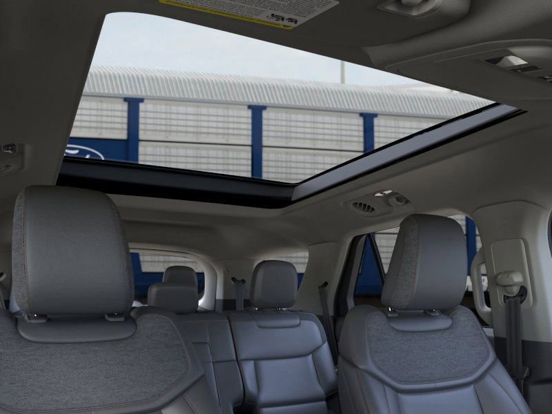 New 2026 Ford Explorer Active w/ Active Comfort Package AWD/4WD image 39