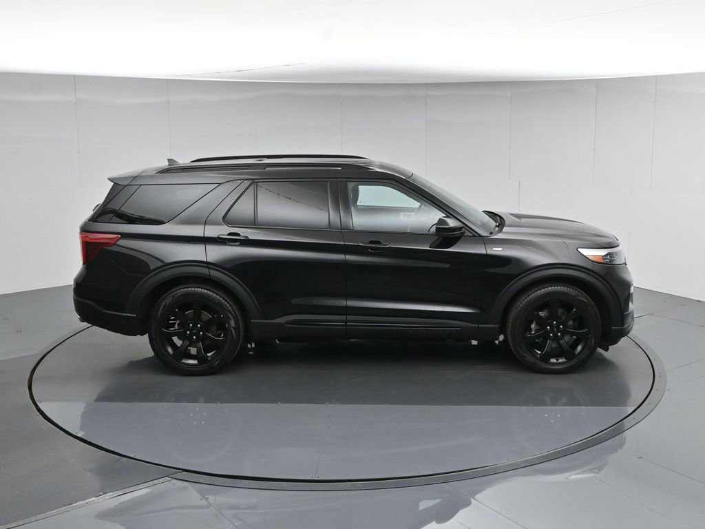 Used 2024 Ford Explorer ST-Line w/ Class IV Trailer Tow Package RWD image 43