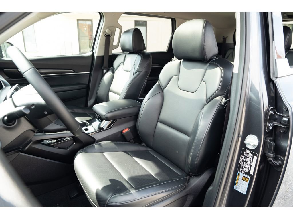 Used 2024 Kia Telluride S w/ S Sunroof Package image 11