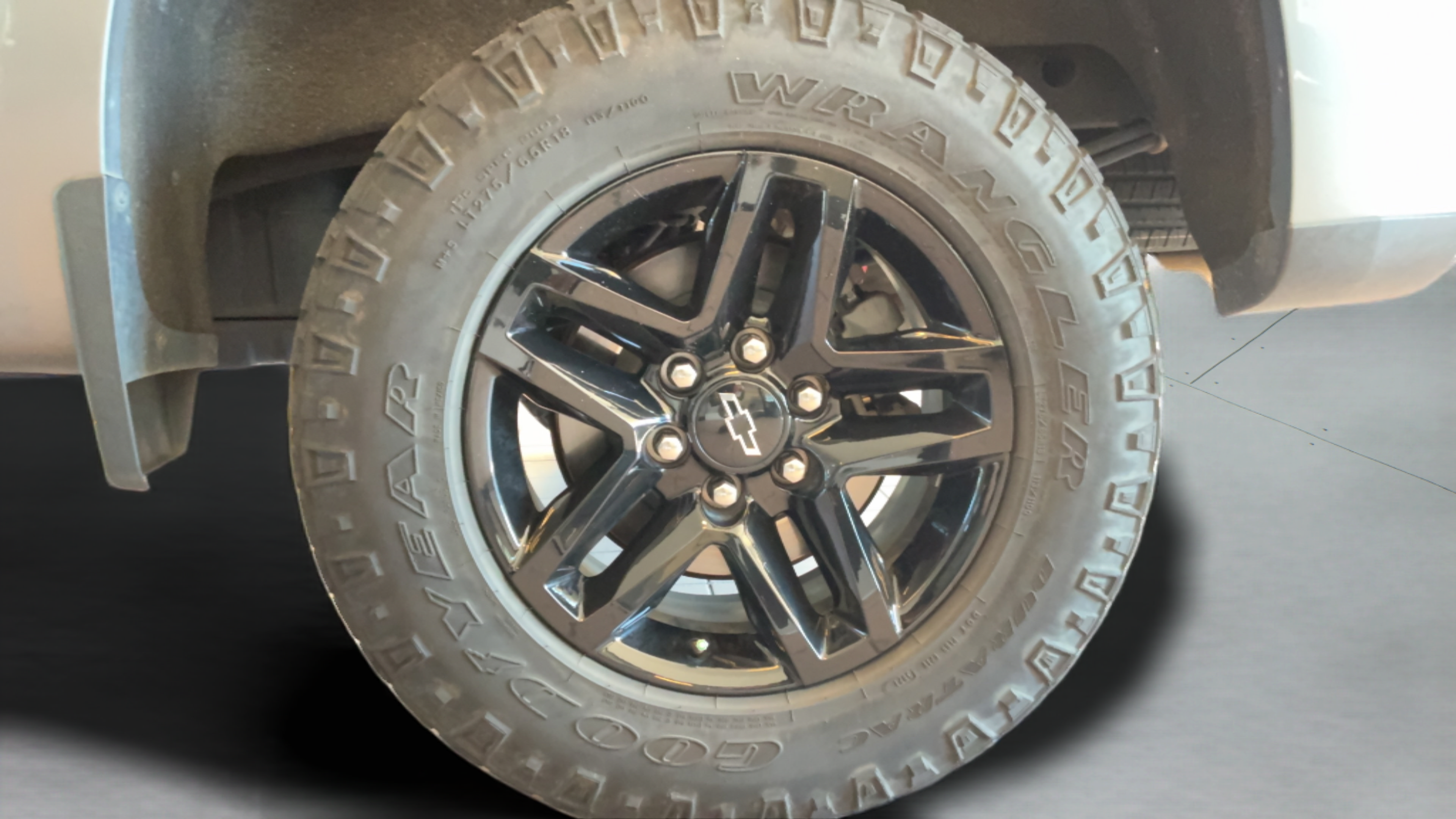 Used 2022 Chevrolet Silverado 1500 LT Trail Boss w/ Convenience Package II AWD/4WD image 35