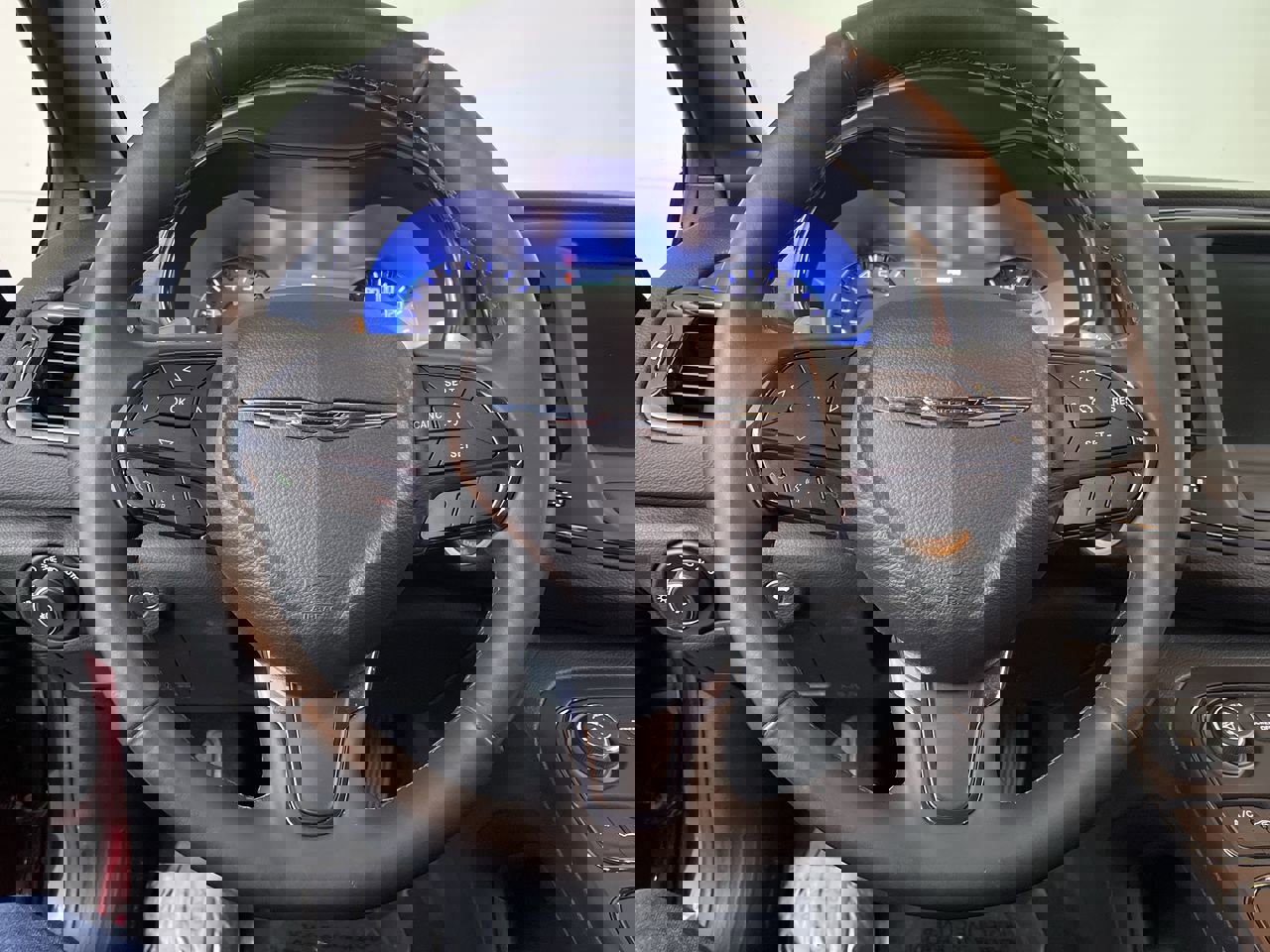 Used 2015 Chrysler 200 S w/ Navigation & Sound Group I image 13