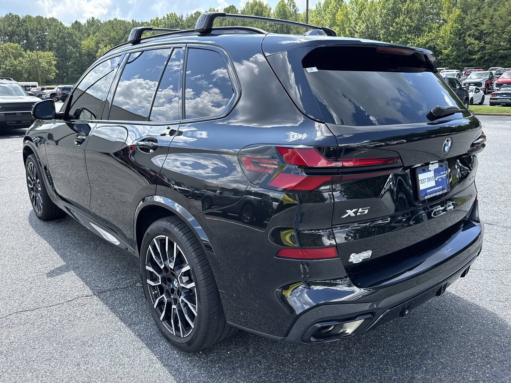 Used 2026 BMW X5 xDrive40i w/ M Sport Package AWD/4WD image 5