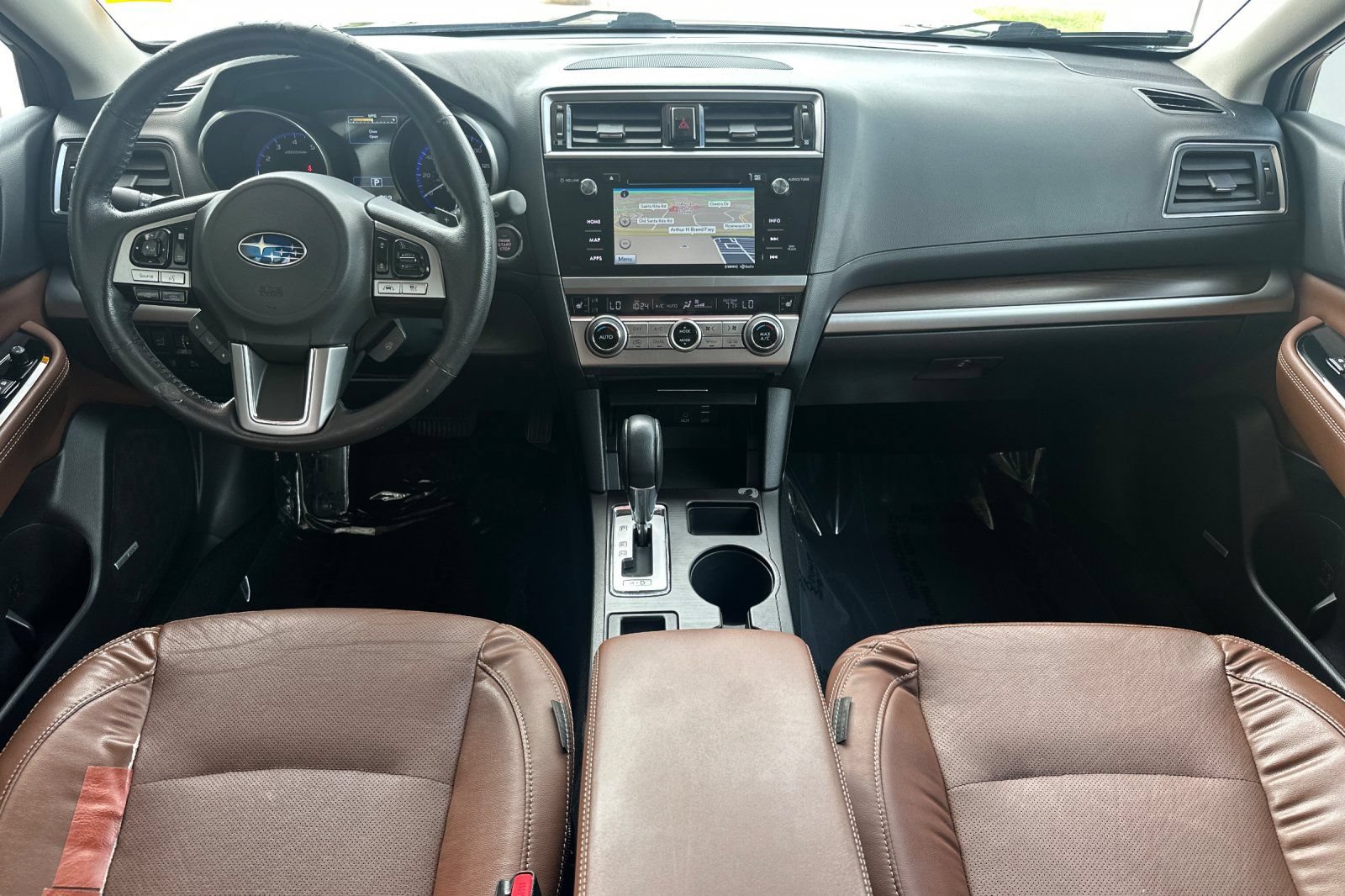 Used 2017 Subaru Outback 2.5i Touring AWD/4WD image 16