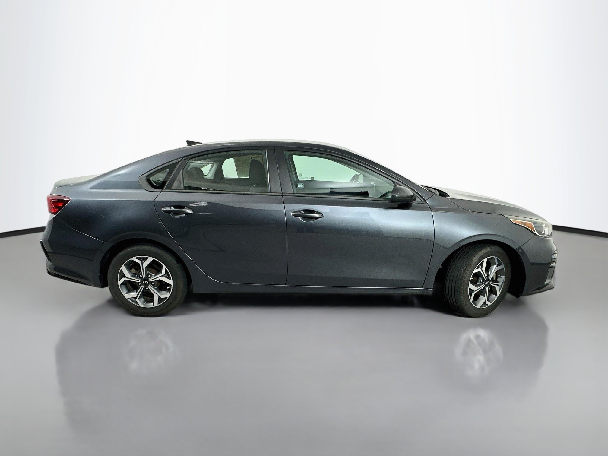Used 2020 Kia Forte LXS FWD image 8