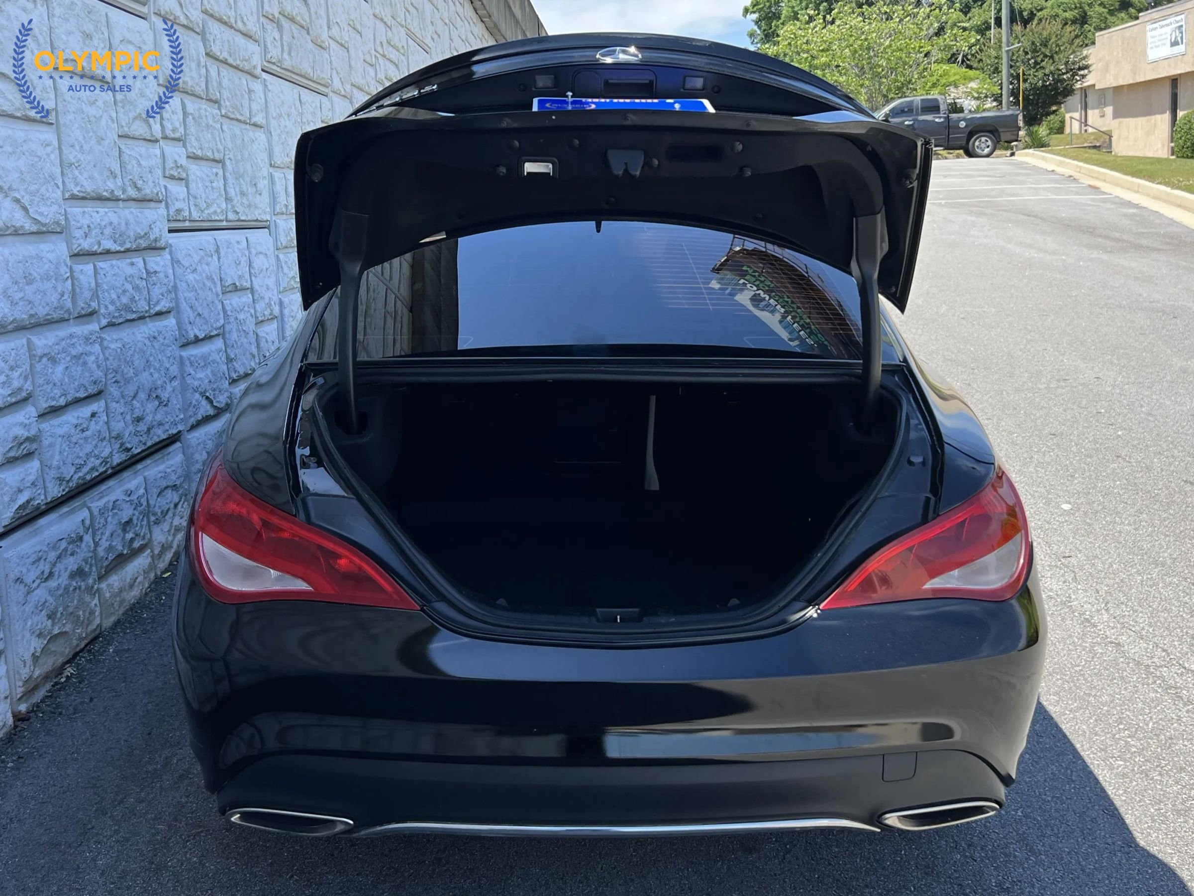 Used 2018 Mercedes-Benz CLA 250 w/ Convenience Package image 46
