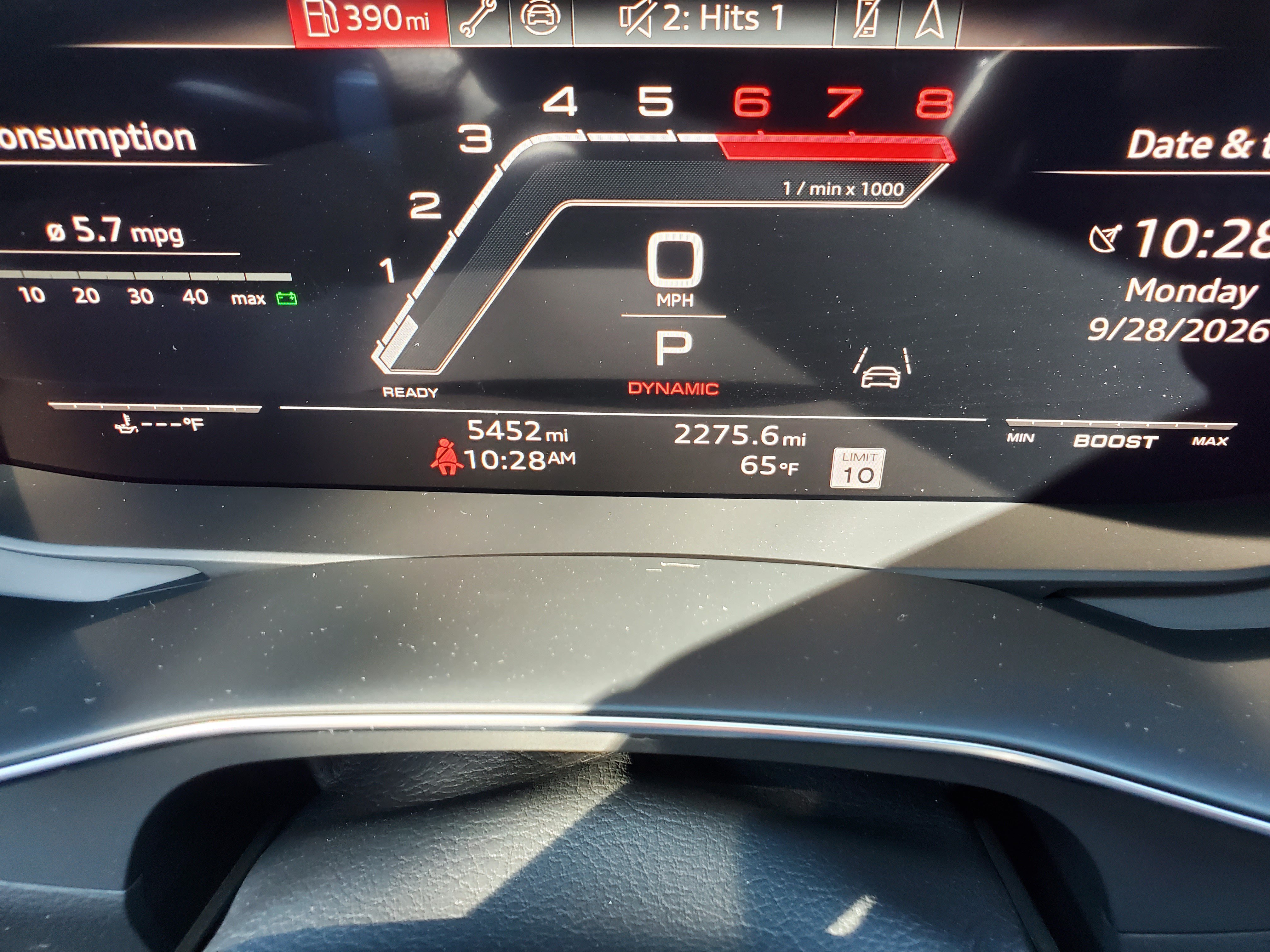 Used 2024 Audi RS 6 performance w/ Matte Carbon Package AWD/4WD image 17