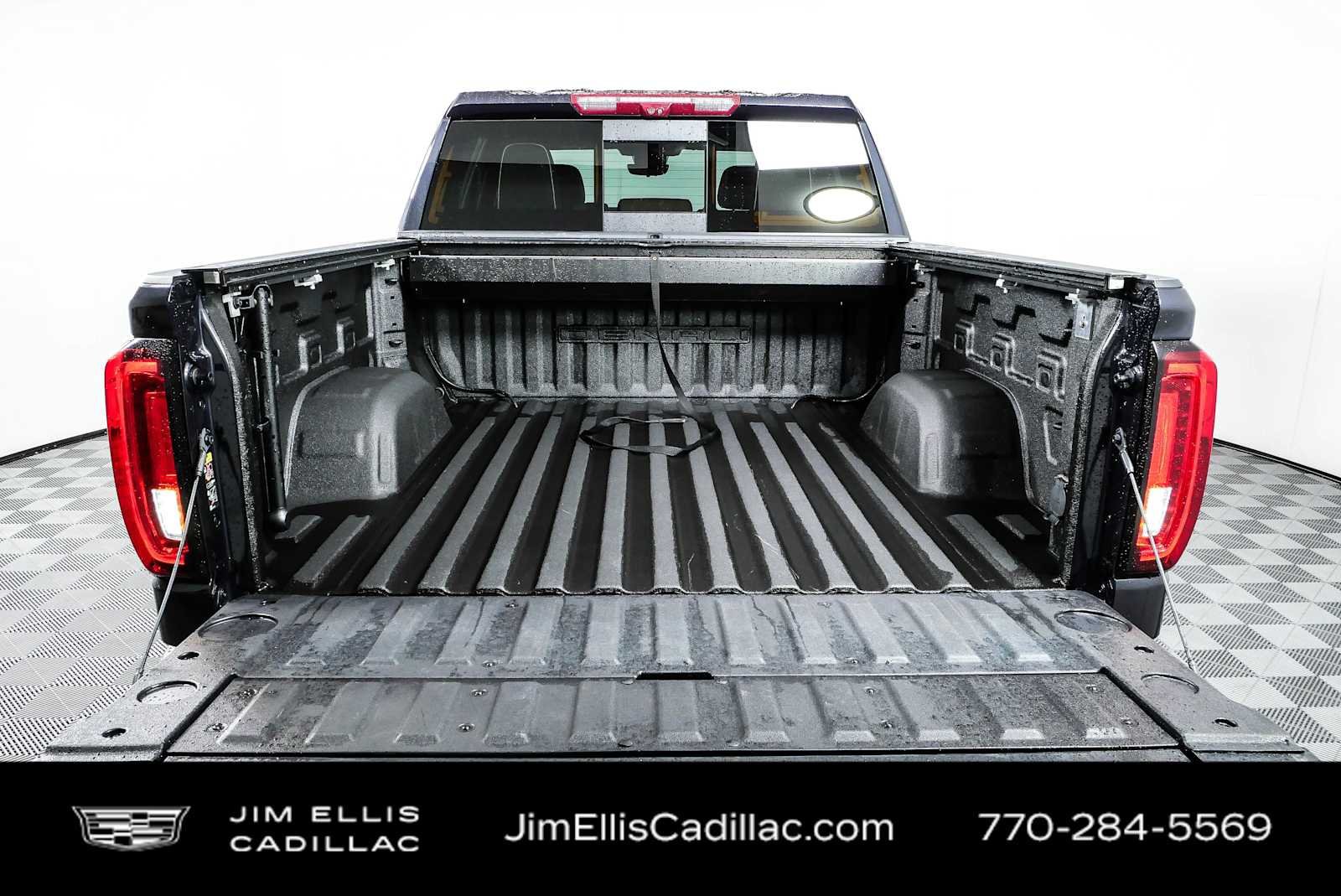 Used 2023 GMC Sierra 1500 Denali Ultimate AWD/4WD image 32
