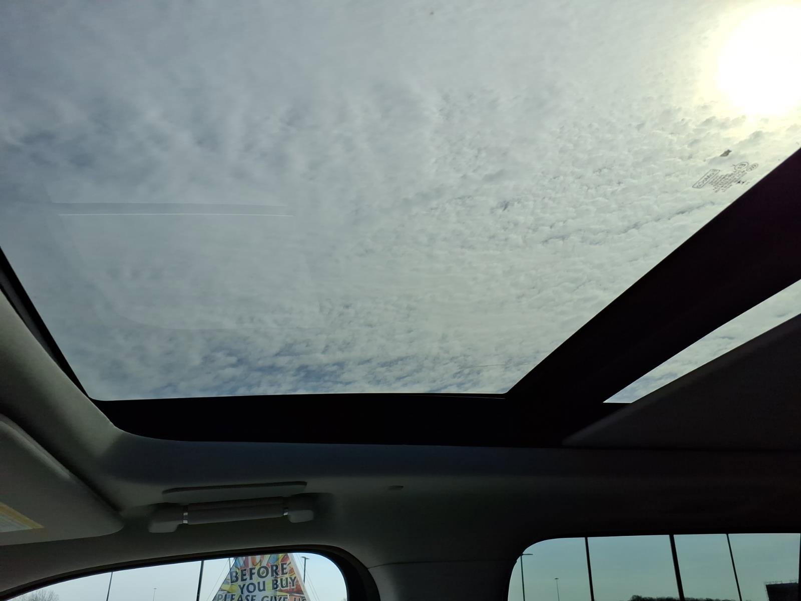 Used 2025 Lincoln Navigator Reserve image 24