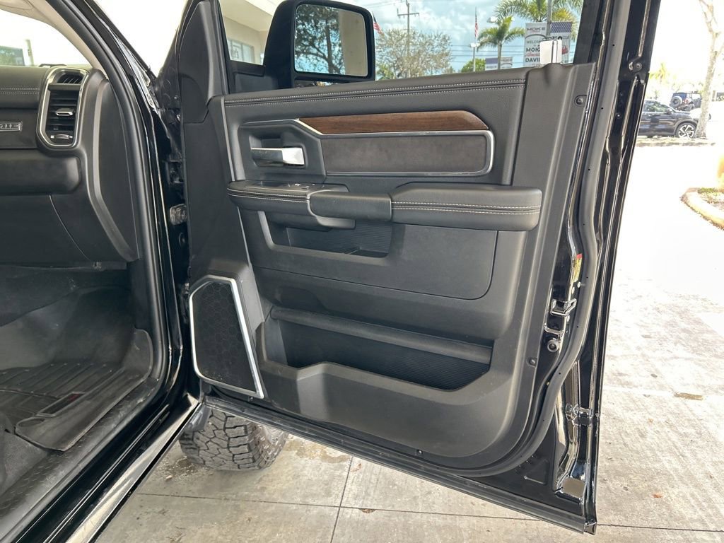 Used 2024 RAM 2500 Laramie image 27