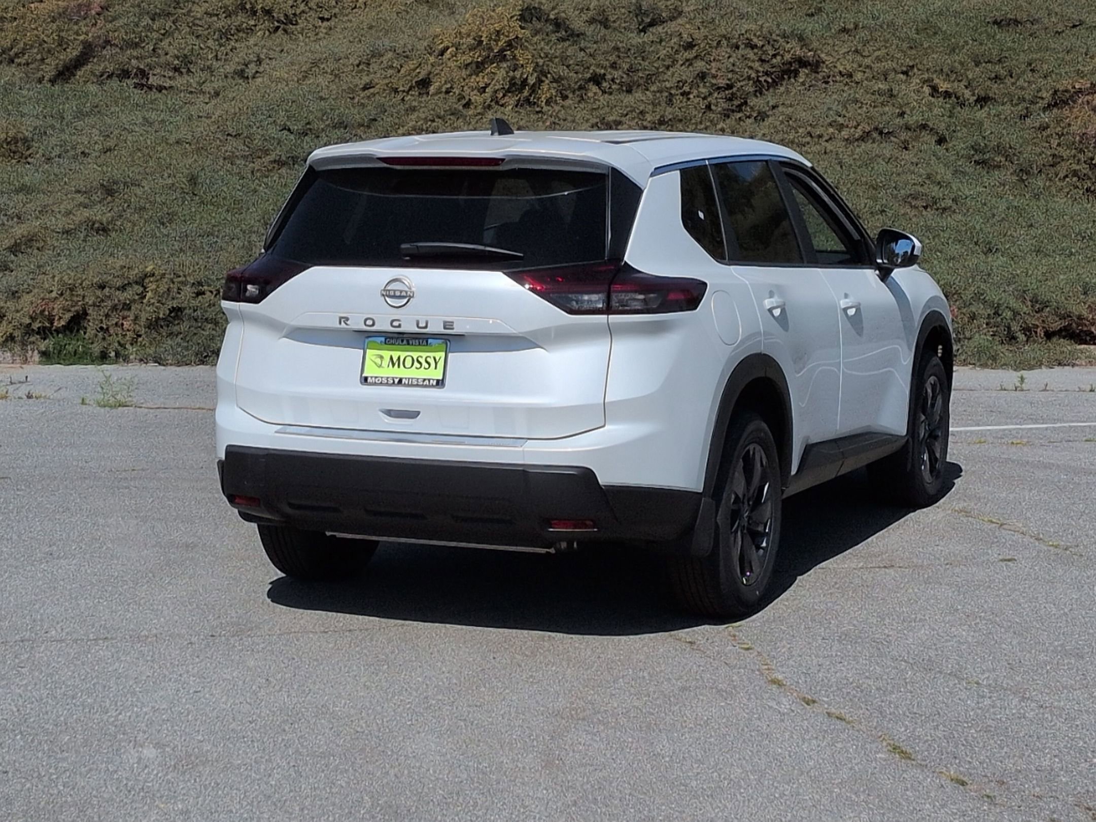 New 2026 Nissan Rogue SV w/ Cold Weather Package image 8