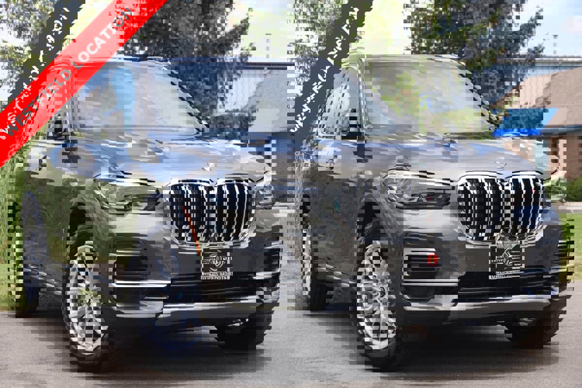 Used 2022 BMW X5 xDrive40i w/ Parking Assistance Package
