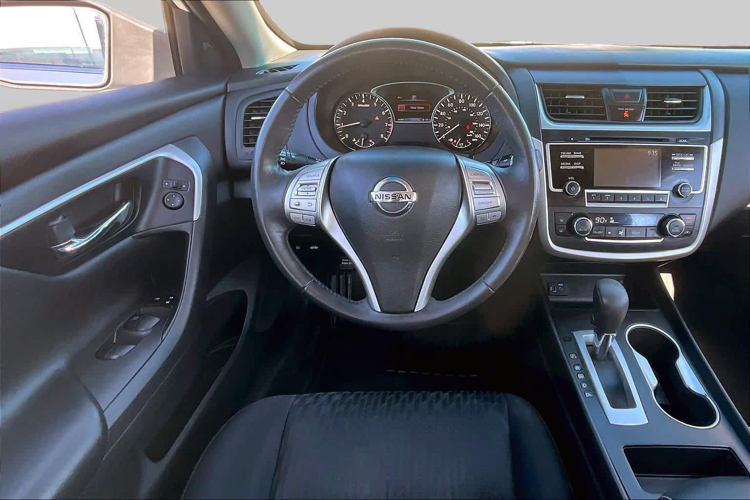 Used 2017 Nissan Altima 2.5 SV FWD image 6
