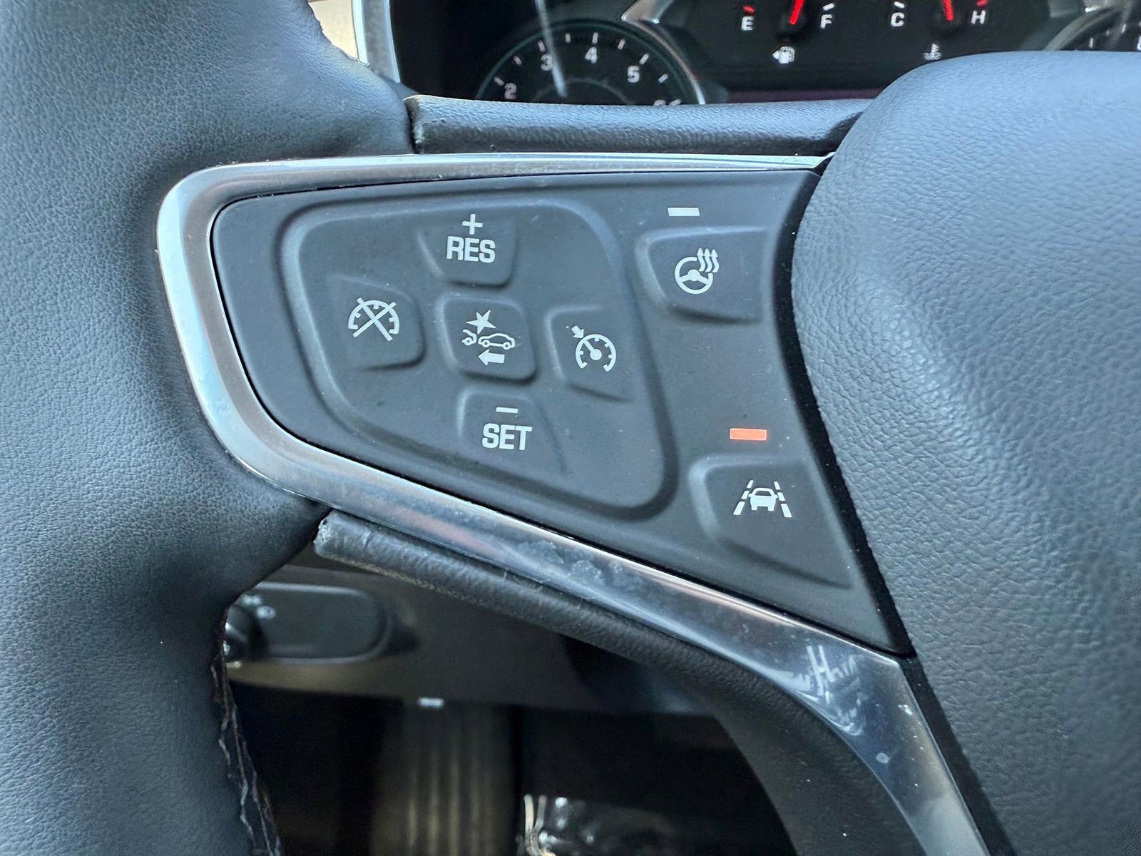 Certified 2023 Chevrolet Equinox LT AWD/4WD image 39