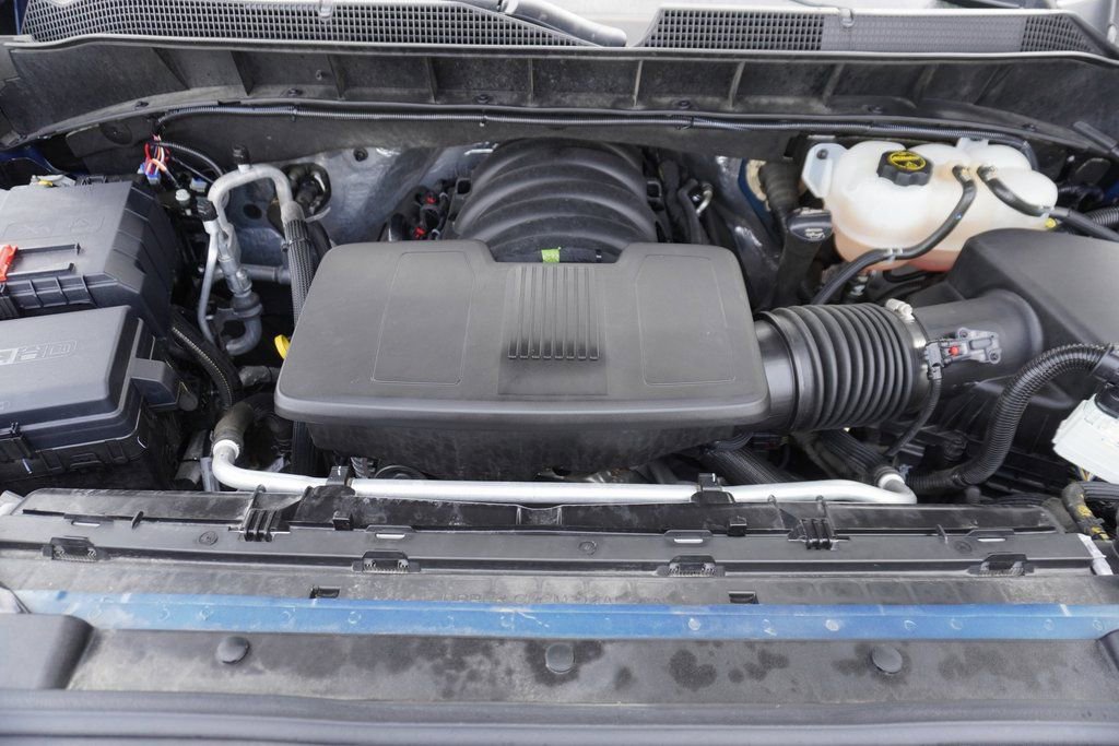 Used 2024 Chevrolet Silverado 1500 LTZ AWD/4WD image 25
