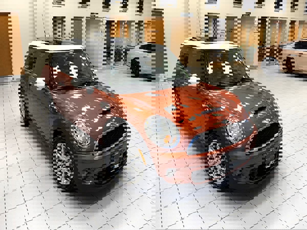 Used 2011 MINI Cooper S image 11