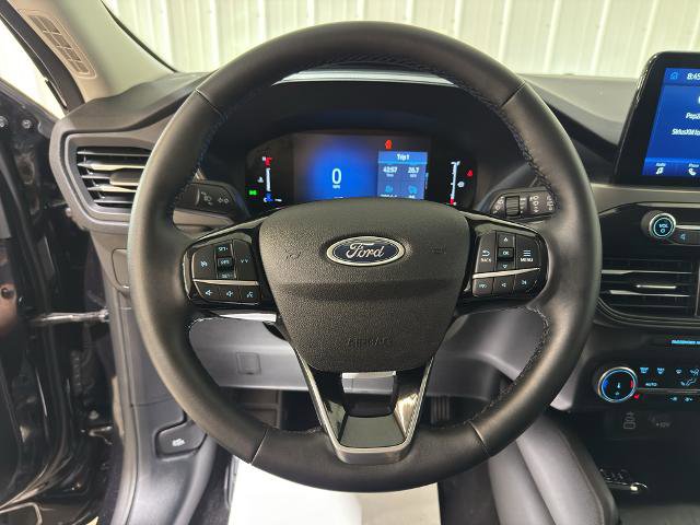 Certified 2025 Ford Escape Active w/ Cold Weather Package AWD/4WD image 3