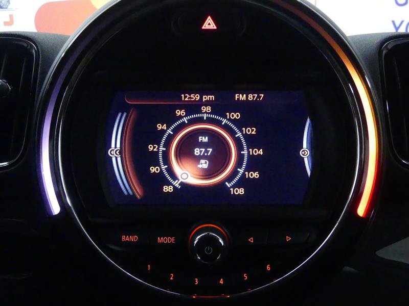 Used 2017 MINI Cooper Countryman FWD image 9