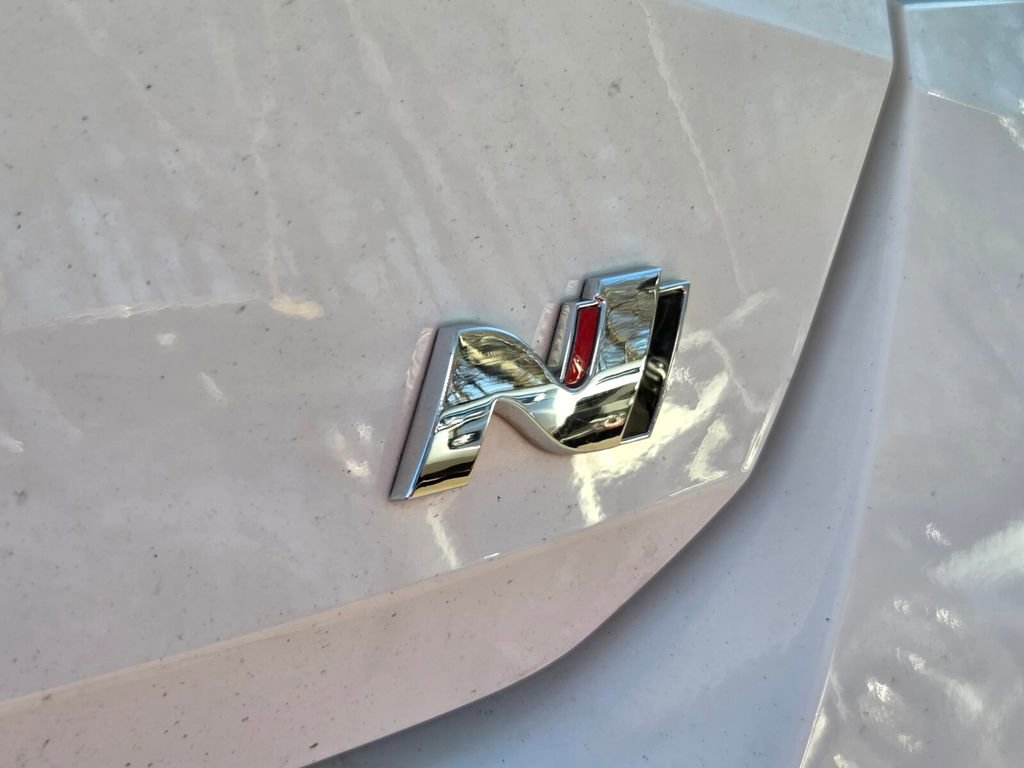 Used 2022 Hyundai Elantra N w/ Preferred Accessory Package image 16