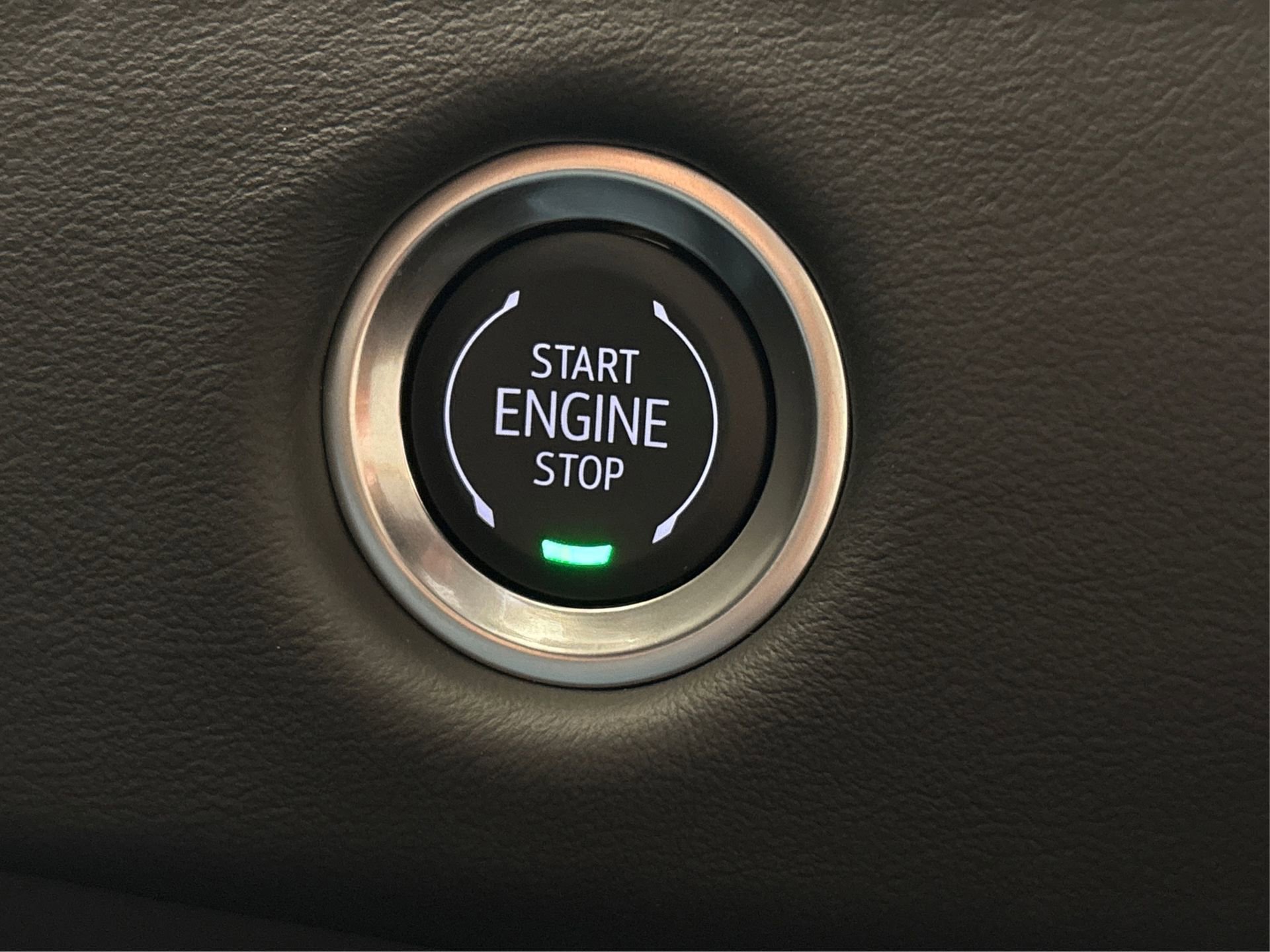 New 2025 Cadillac Escalade ESV Sport Platinum AWD/4WD image 28