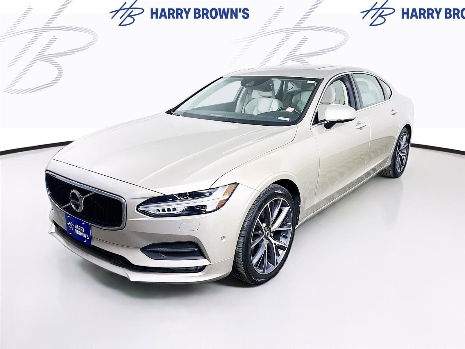 Used 2018 Volvo S90 T5 Momentum w/ Convenience Package image 1